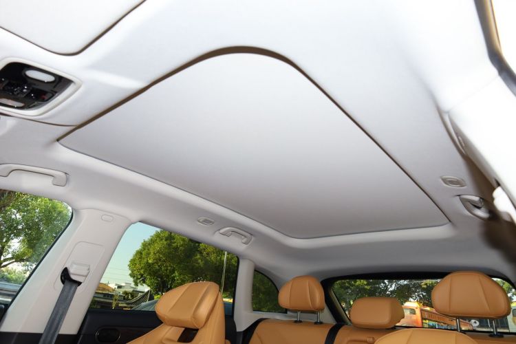 零跑汽车 零跑C11 2024款 增程 300尊享版中控内饰7008