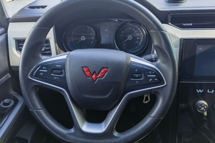 五菱汽车 五菱征程 2021款 1.5T 手动豪华型局部细节13