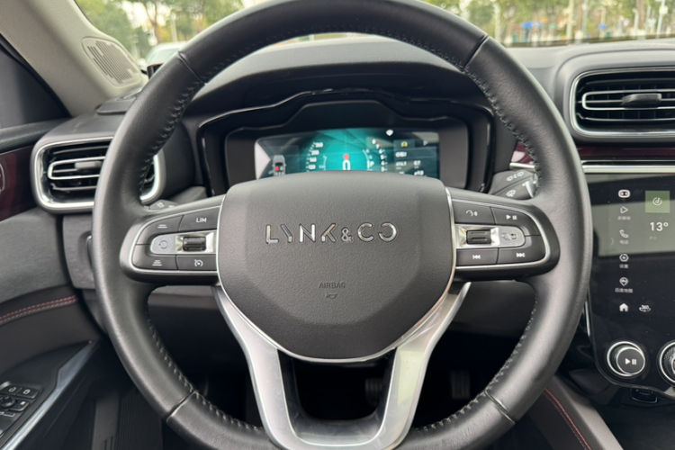 领克02 2019款 高能版 2.0T 自动两驱耀Pro版 国VI局部细节13