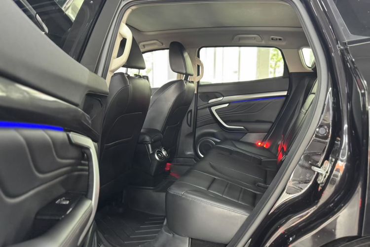 魏牌 VV7 2017款 2.0T 超豪型中控内饰7004