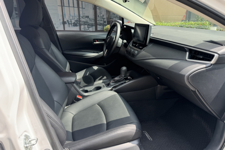 丰田 卡罗拉 2022款 1.2T S-CVT先锋PLUS版局部细节41