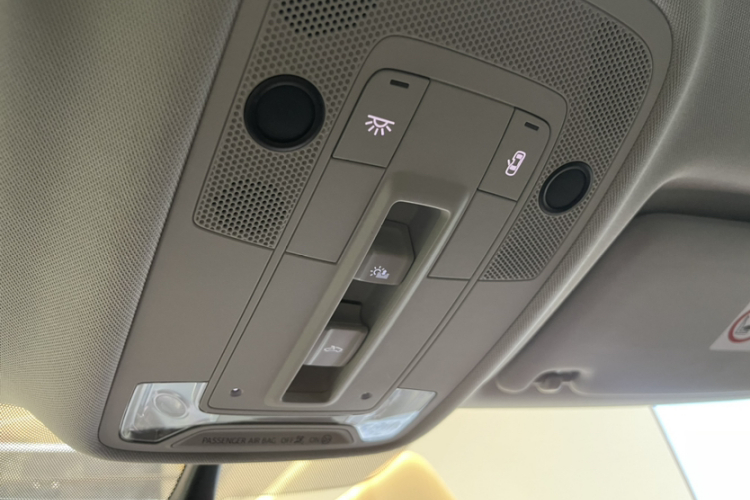 奥迪Q3 2021款 40 TFSI 时尚动感型中控内饰7012