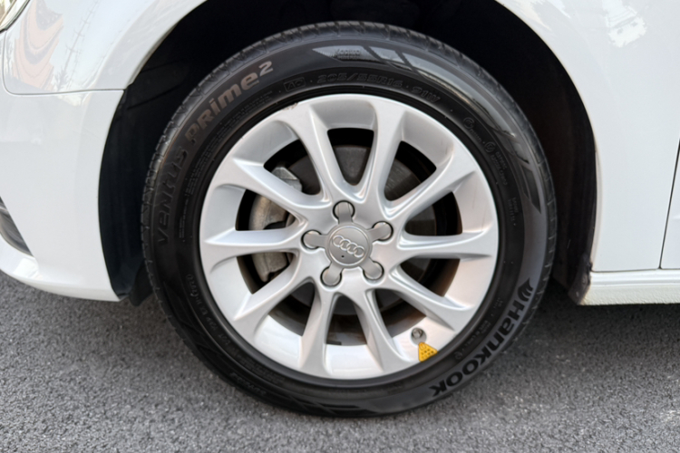 奥迪A3 2015款 Sportback 35 TFSI 百万纪念智领型车身外观6004