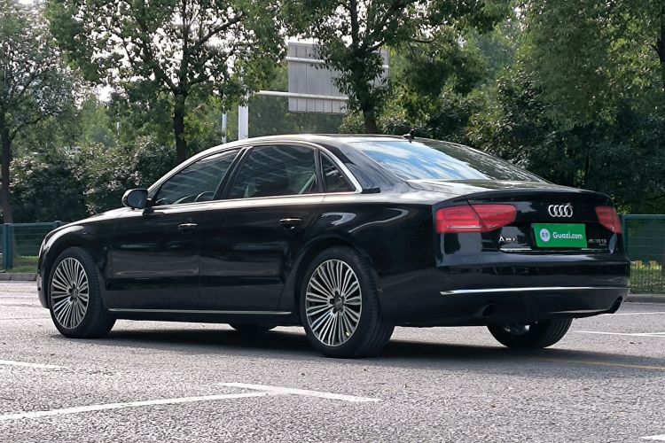 奥迪A8 2013款 A8L 45 TFSI quattro舒适型车身外观6006
