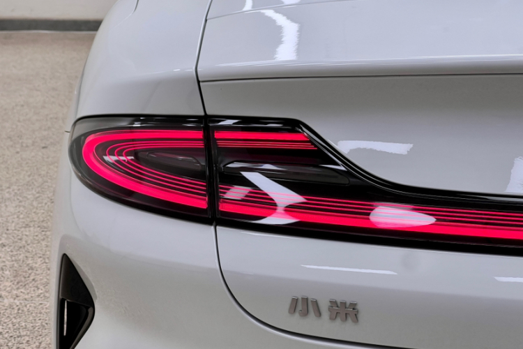 小米汽车 小米SU7 2024款 后驱超长续航高阶智驾Pro版车身外观6001