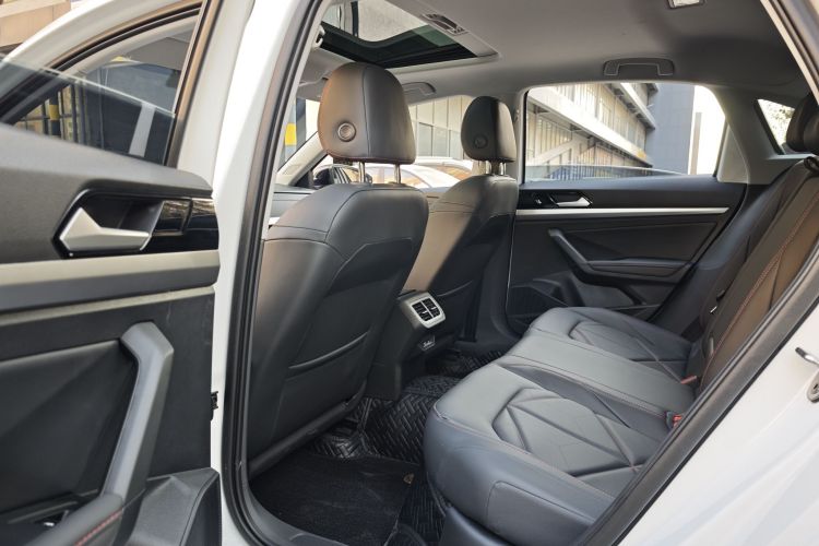 大众 朗逸 2024款 300TSI DSG星空领先版中控内饰7004