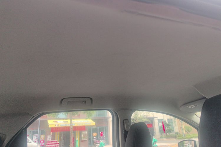 福特 翼搏 2013款 1.5L 手动风尚型局部细节22