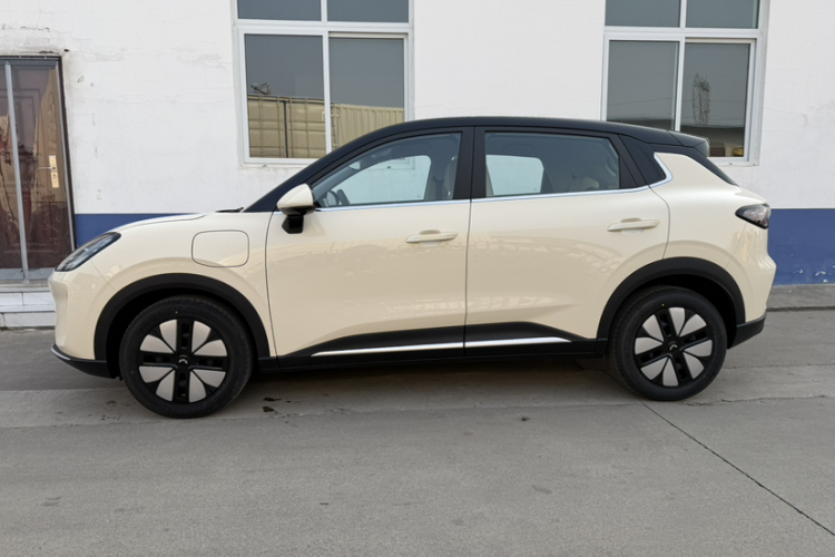 五菱汽车 缤果S 2025款 325km 尊享款车身外观6006