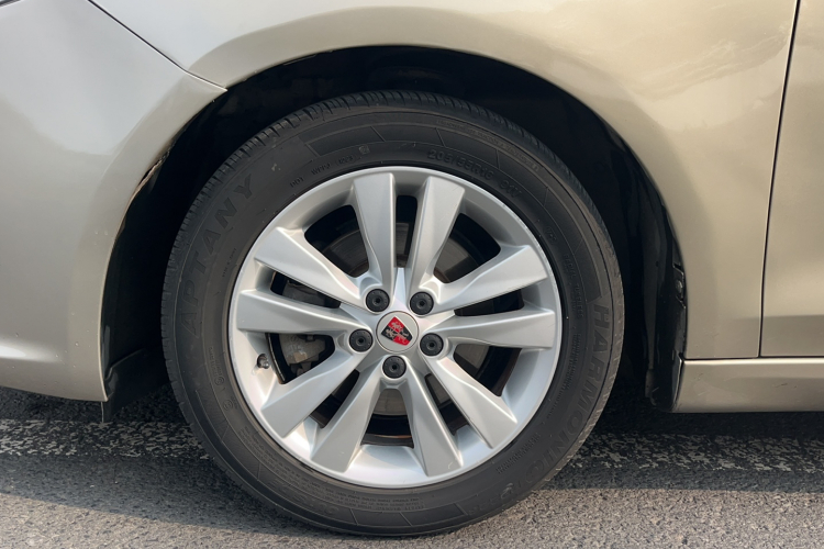 荣威360 2015款 1.5L 自动豪华版车身外观6002