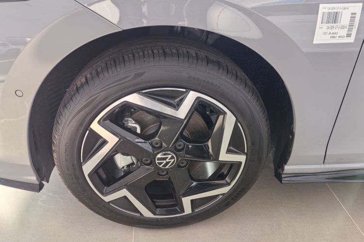 大众 高尔夫 2025款 300TSI R-Line车身外观6006