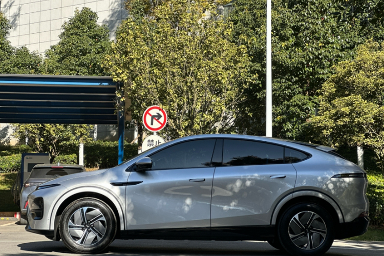 小鹏G6 2024款 580 长续航 Plus车身外观6002