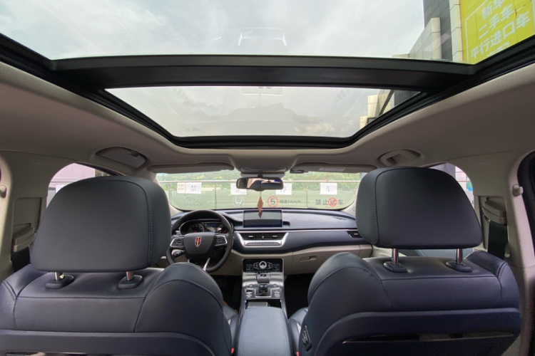 红旗H5 2020款 1.8T 自动智联旗享版中控内饰7005