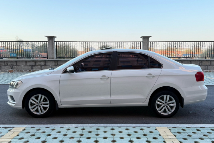 大众 捷达 2017款 1.5L 自动舒适型车身外观6004