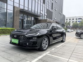 福特 蒙迪欧 2023款 EcoBoost 180 豪华型