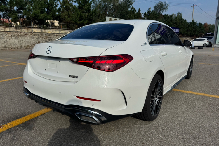 奔驰C级 2025款 C 260 L 运动版车身外观6005