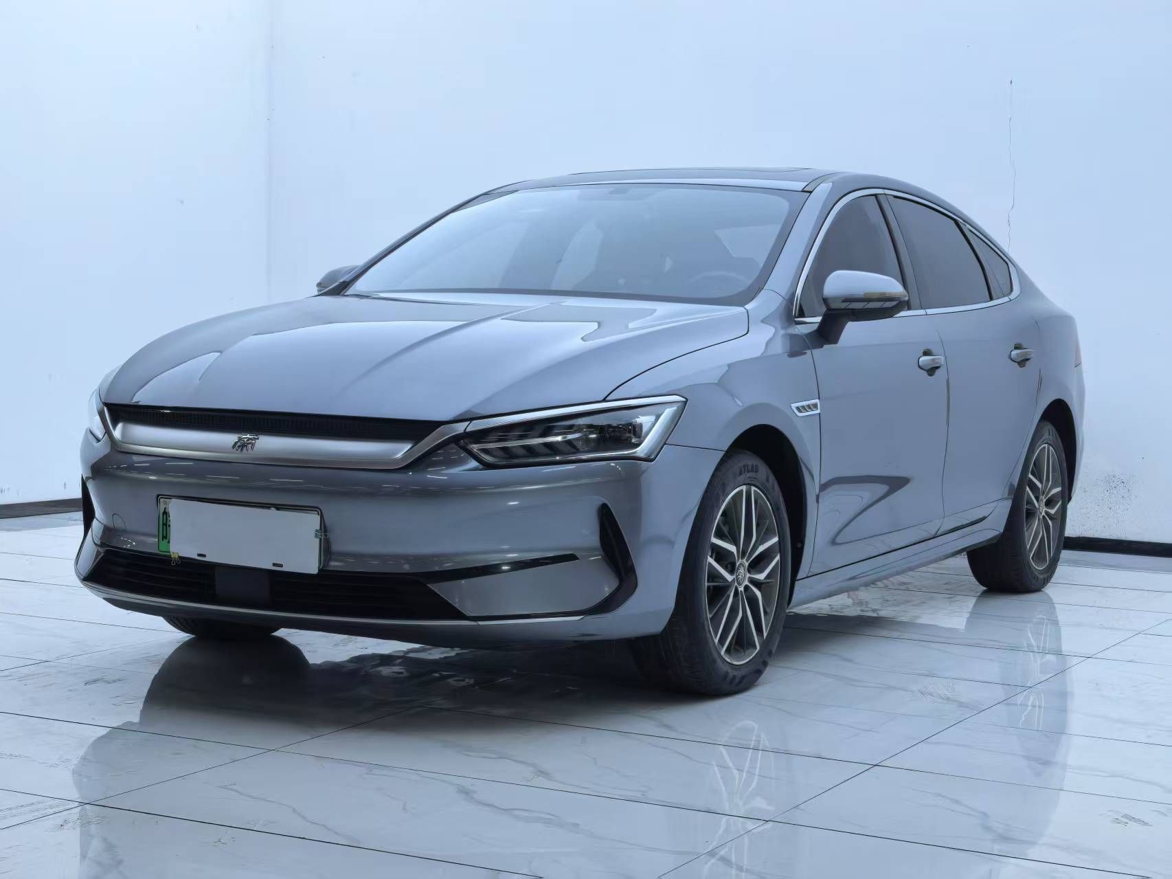 比亚迪 秦PLUS 2021款 EV 400KM 豪华型