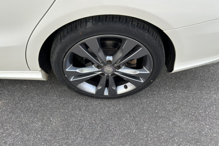 奔驰CLA 2016款 改款 CLA 200 动感型车身外观6006