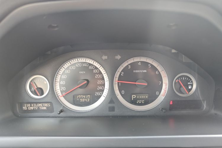 沃尔沃XC90 2013款 2.5T T5 豪华升级版中控内饰15