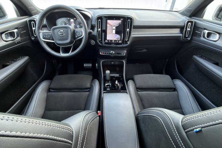 沃尔沃XC40 2021款 T5 四驱智雅运动版中控内饰7004