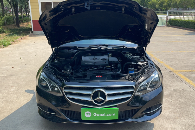 奔驰E级 2015款 改款 E 180 L 运动型局部细节9001