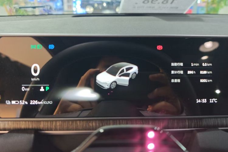 蔚来EC6 2024款 75kWh中控内饰15