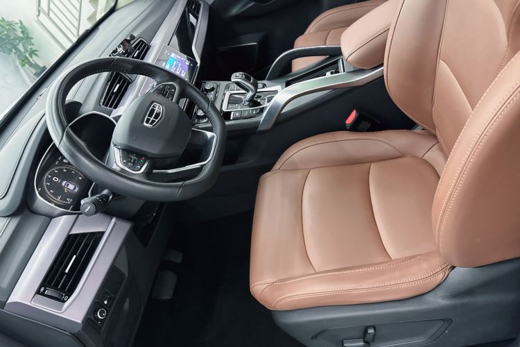 吉利汽车 博越 2021款 1.8TD DCT两驱亚运版中控内饰7004