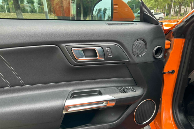 福特 Mustang 2020款 2.3L EcoBoost中控内饰7005