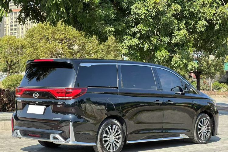 广汽传祺 传祺M8 2021款 大师系列 390T 尊贵版车身外观6005