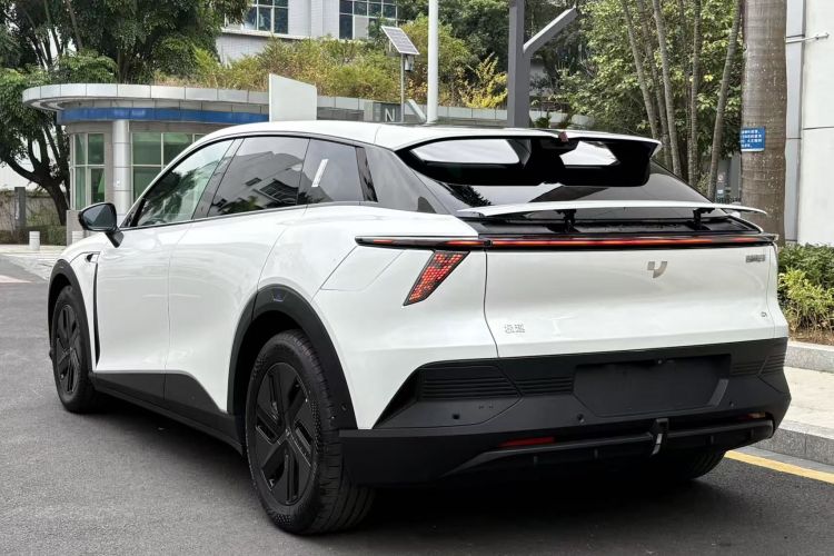 极越01 2025款 焕新款 Max 长续航版车身外观6004