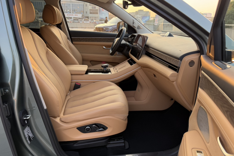 鸿蒙智行 问界M7 2022款 1.5T 后驱舒适版局部细节41