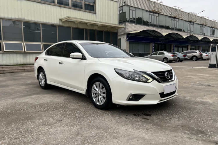 日产 天籁 2016款 改款 2.0L XL舒适版车身外观6003