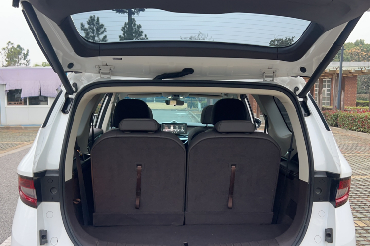 吉利汽车 嘉际 2021款 1.8TD DCT豪华型局部细节23