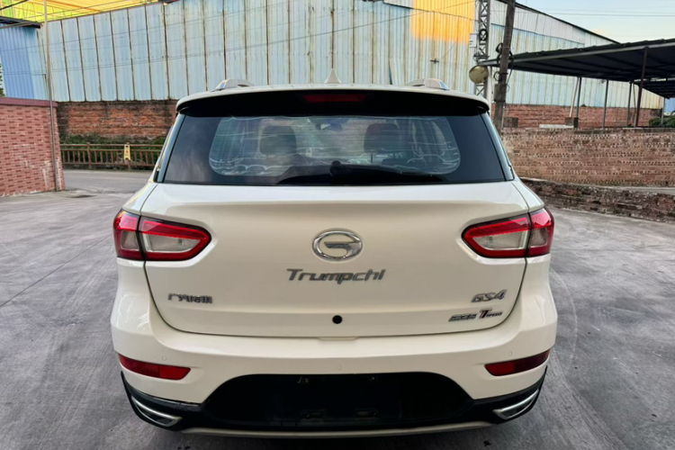 广汽传祺 传祺GS4 2017款 235T G-DCT两驱精英版车身外观6006