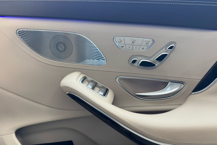 奔驰 迈巴赫S级 2018款 S 450 4MATIC中控内饰7006