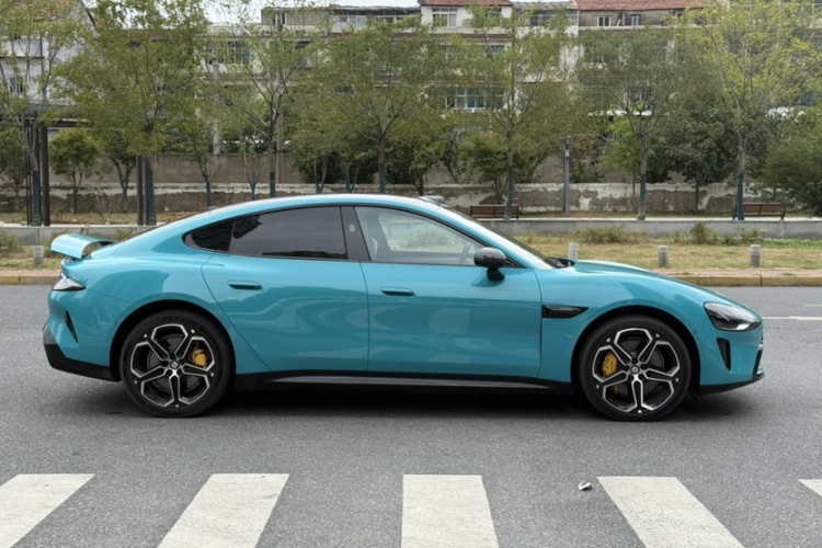 小米汽车 小米SU7 2024款 四驱Max创始版车身外观6004