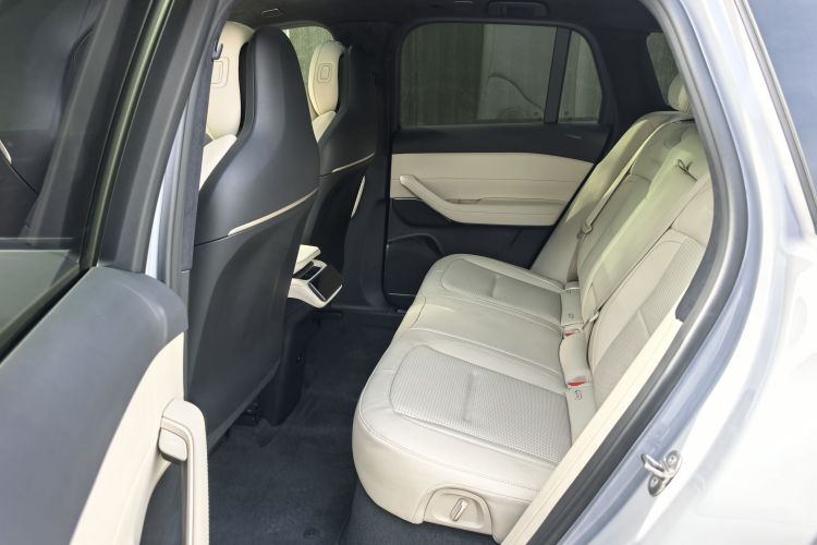 蔚来ES6 2023款 75kWh中控内饰7004