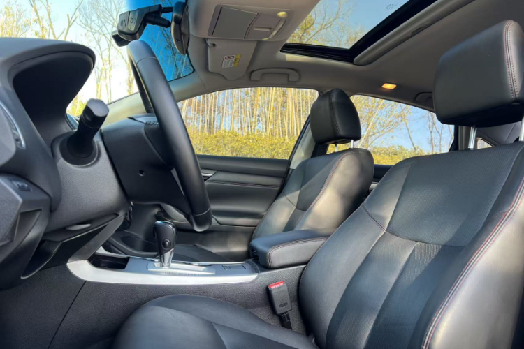 日产 天籁 2016款 改款 2.0L XL舒适版局部细节22