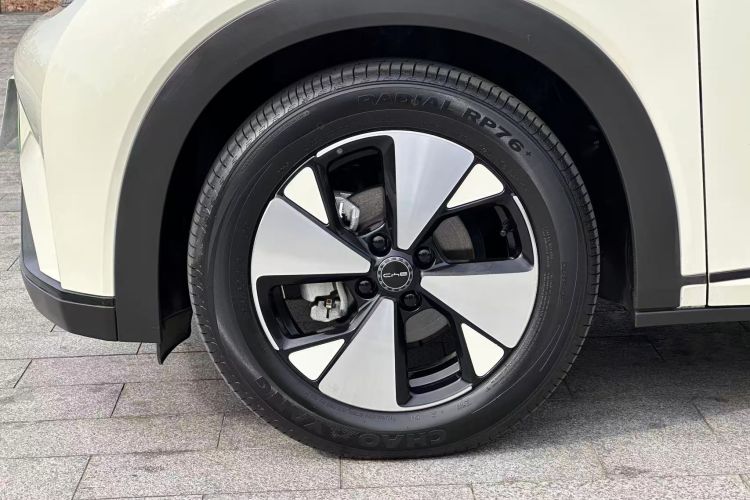 比亚迪 海豚 2023款 420km 时尚版车身外观6009