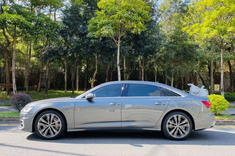 奥迪A6L 2021款 55 TFSI quattro 尊享动感型车身外观6007