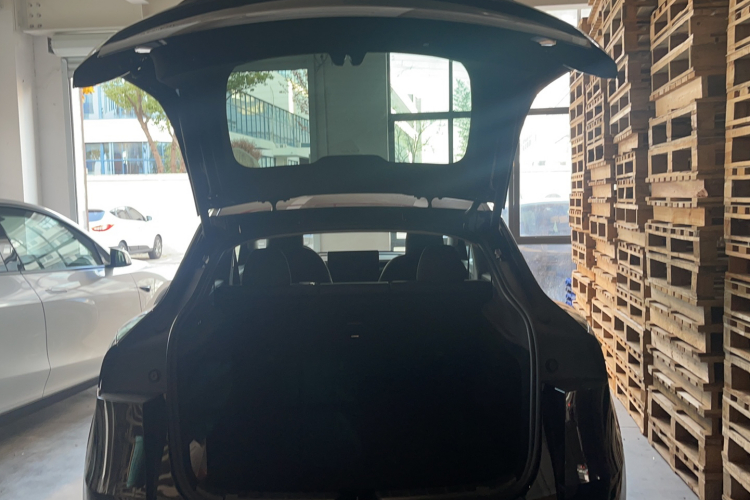 特斯拉 Model Y 2025款 后轮驱动版局部细节23