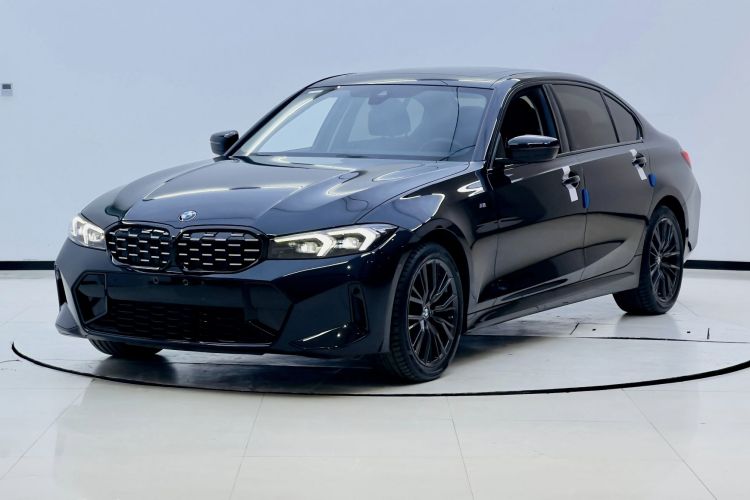 宝马3系 2024款 325Li M运动曜夜套装车身外观1