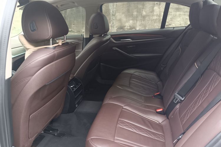 宝马5系 2020款 530Li 领先型 豪华套装中控内饰7008