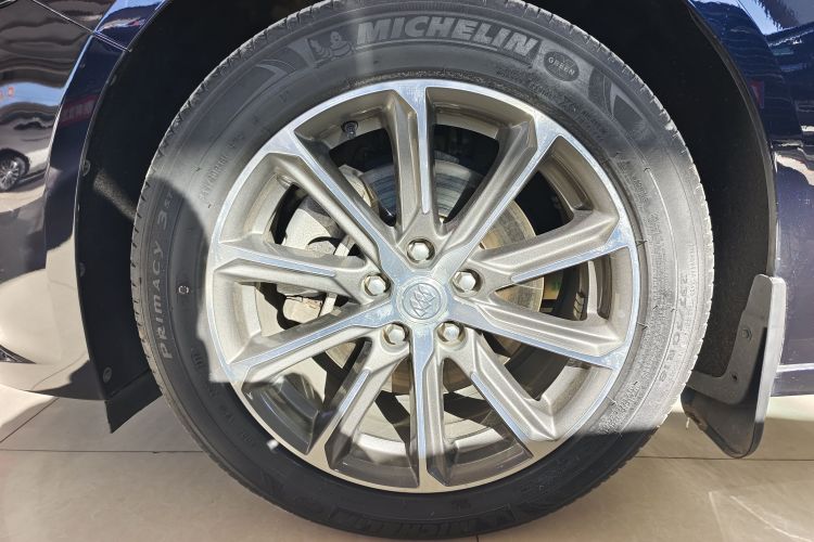 别克 君越 2020款 652T 豪华型车身外观6006