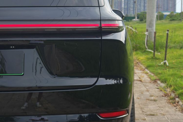 理想汽车 理想L9 2024款 Ultra车身外观6007