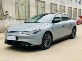 零跑汽车 零跑C01 2024款 增程 316尊享版