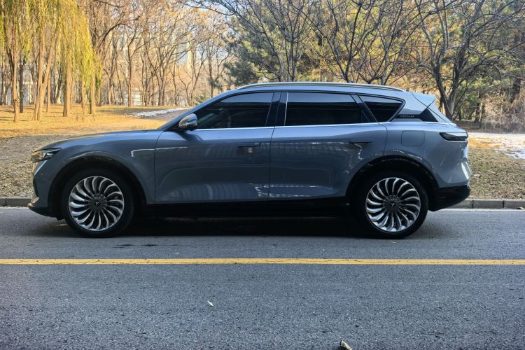 岚图汽车 岚图FREE 2021款 四驱标准增程专属豪华套装车身外观6002