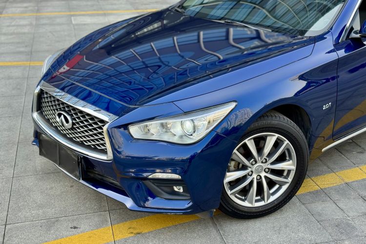 英菲尼迪Q50L 2018款 2.0T 舒适版 国VI车身外观6006