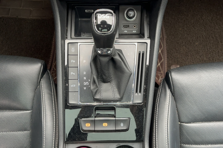 斯柯达 速派 2016款 TSI380 DSG尊行版局部细节18