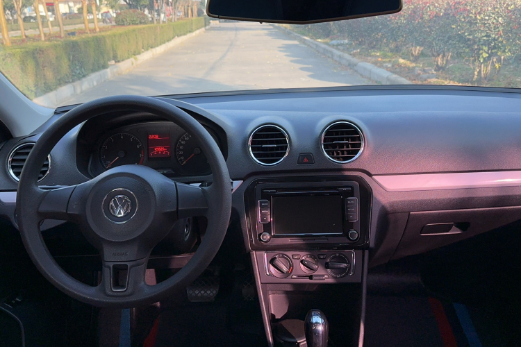 大众 捷达 2015款 质惠版 1.6L 自动舒适型中控内饰7003