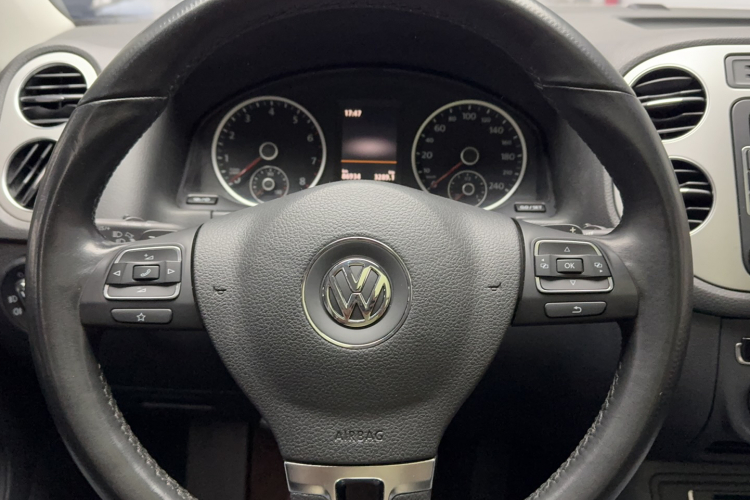 大众 途观 2015款 1.8TSI 自动两驱豪华型中控内饰7004